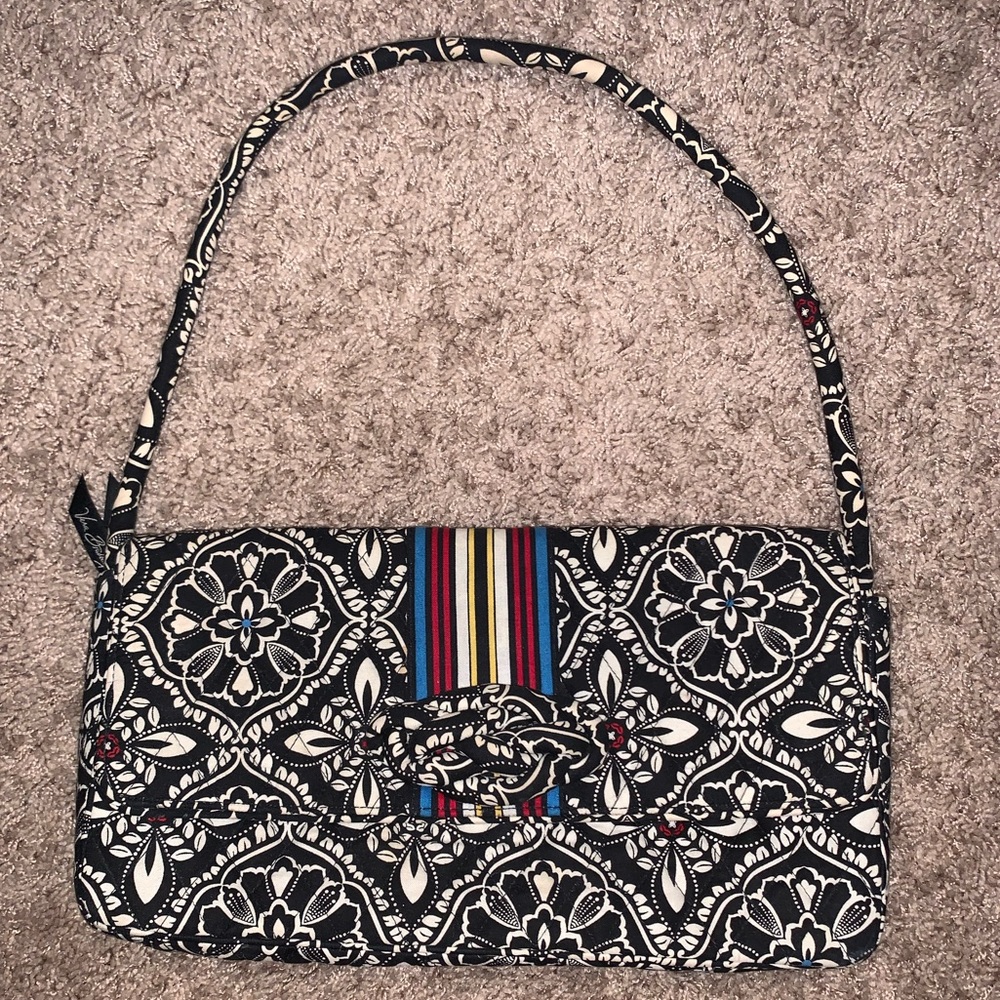 Vera Bradley shoulder purse in Barcelona